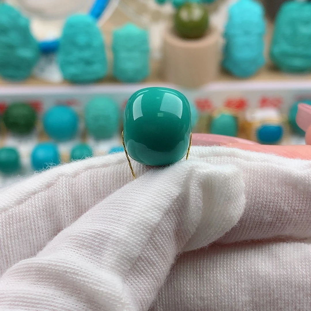 未镶嵌绿松石珠宝奇石