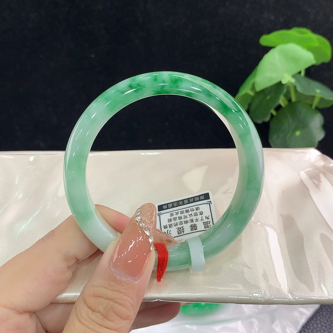 翡翠手镯未镶嵌正57.8