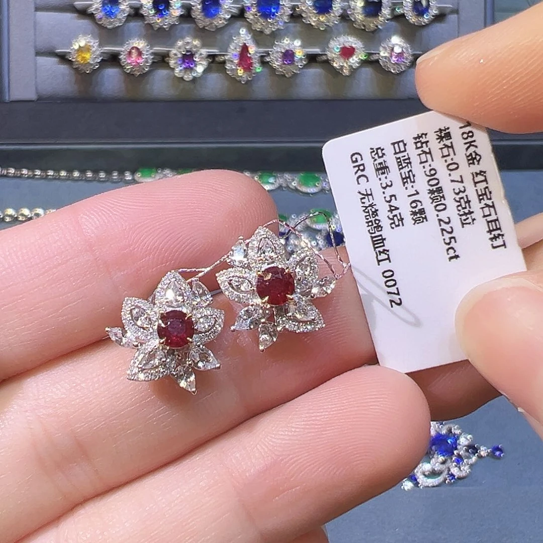 耳钉18K金镶嵌红宝石