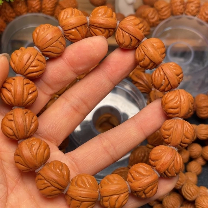 桃核手串龙纹桃核24