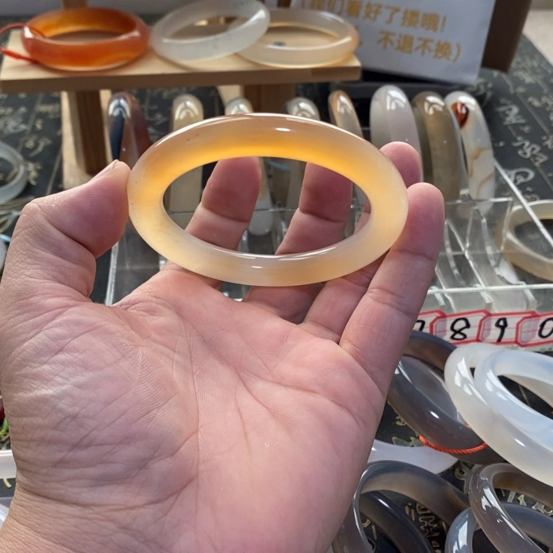 手镯玛瑙/玉髓未镶嵌