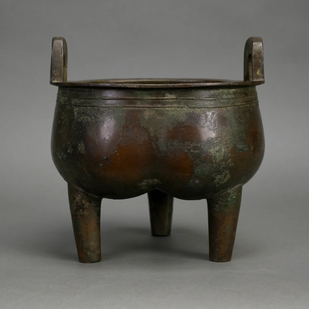 【预展】LOT 092724明代 铜铭文仿古分裆鼎【古董拍卖】