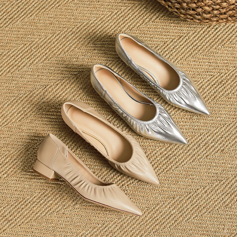 真皮奶奶鞋粗跟纯色套脚尖头浅口单鞋时尚新中式尖头妈妈鞋不累脚