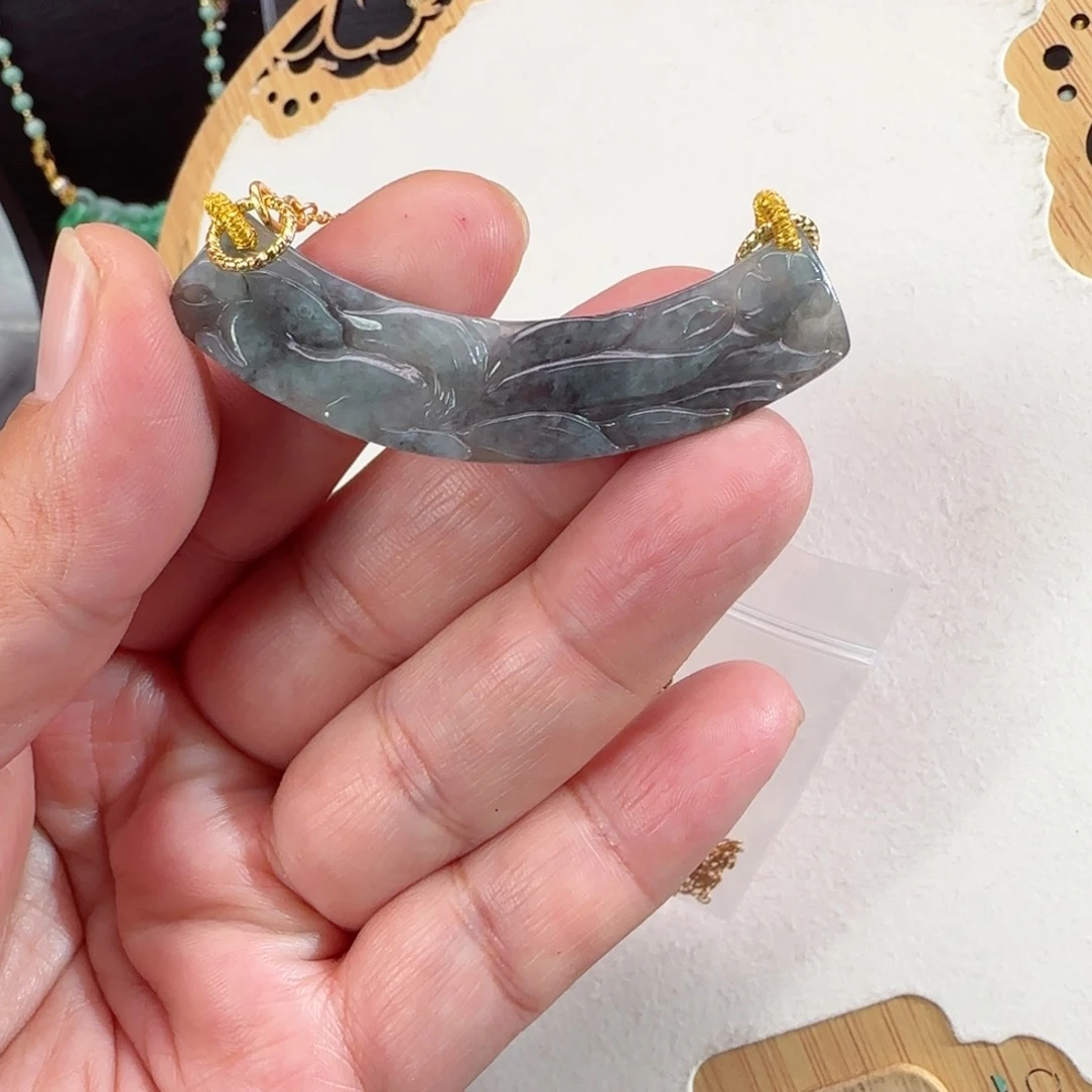 翡翠颈饰未镶嵌仿古