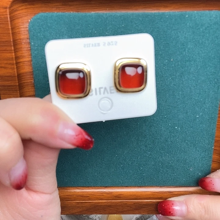 血珀耳饰银S925镶嵌耳钉