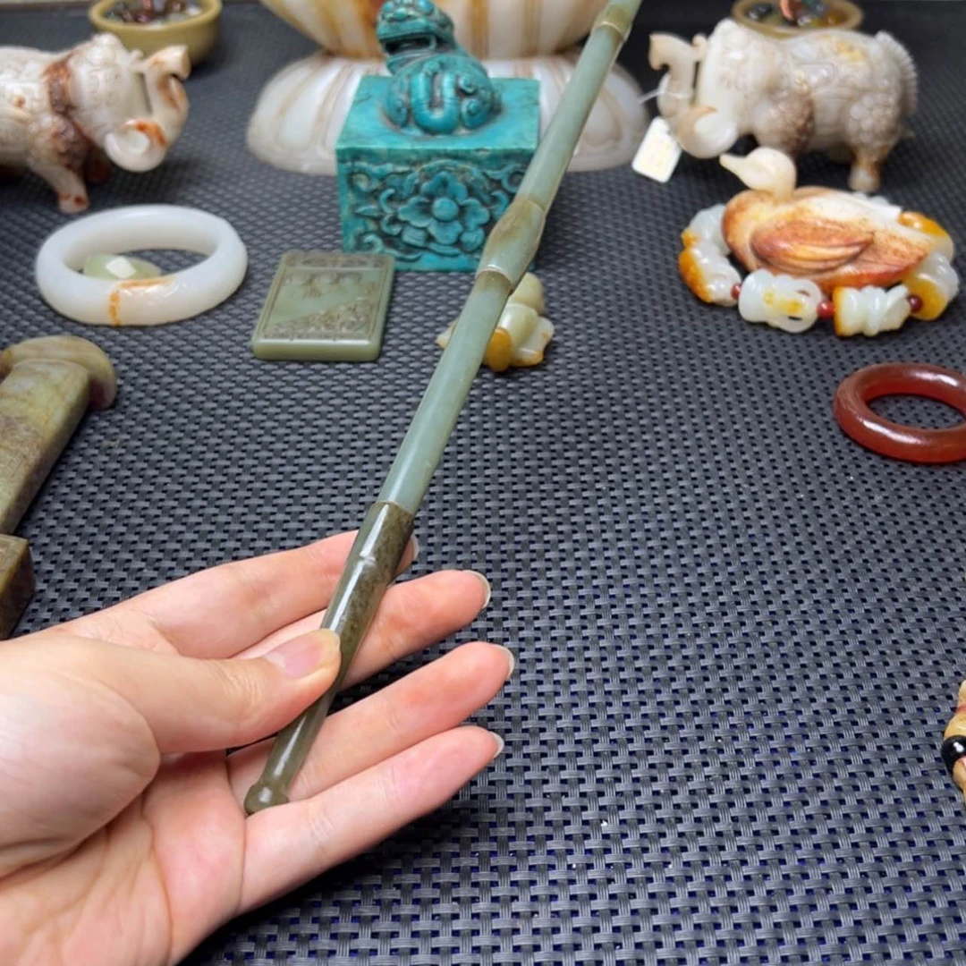 【闪购商品】未镶嵌和田玉（糖玉）挂件徐**。