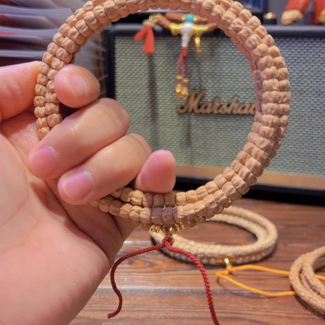 柏香籽/百香籽吊坠U****I