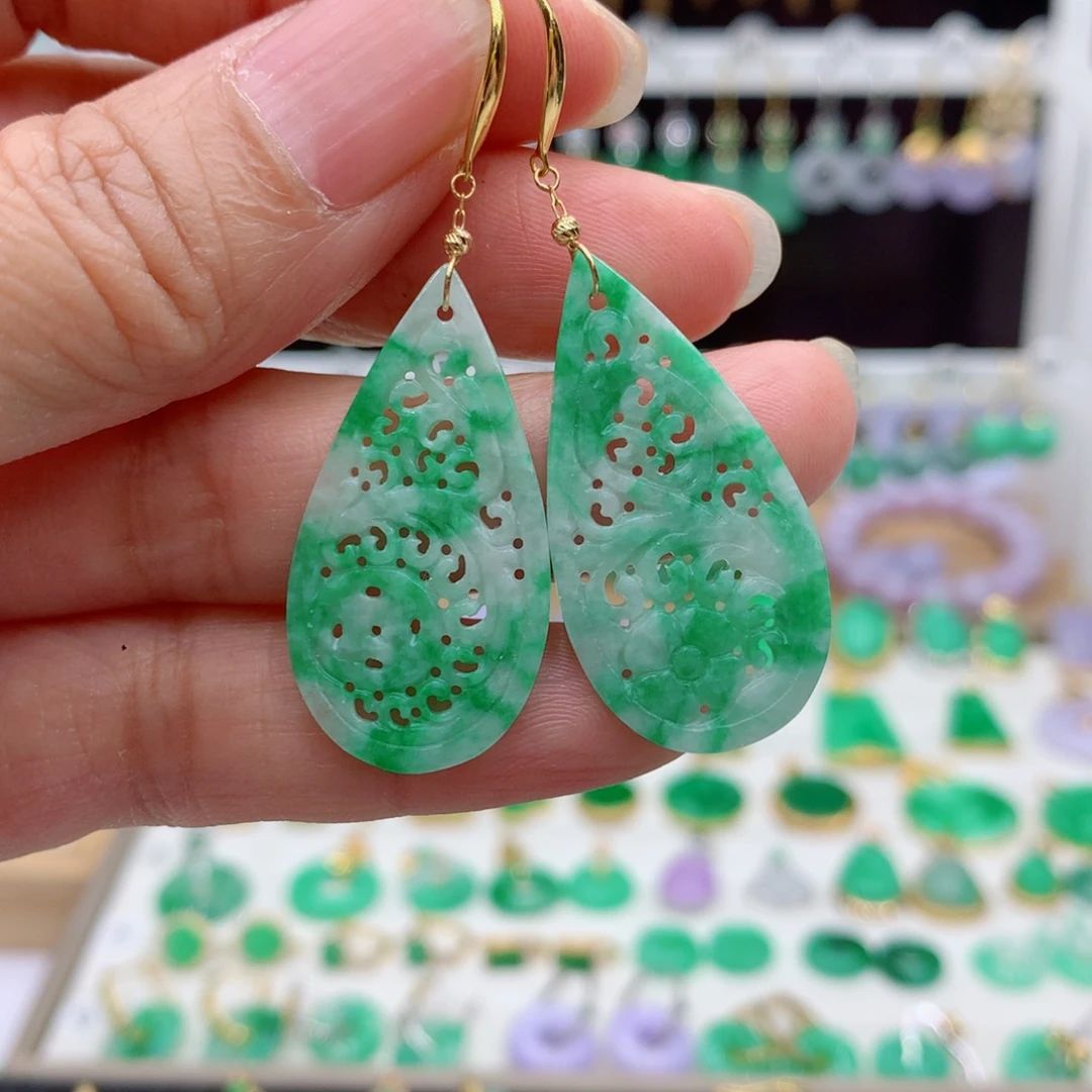 翡翠18K金镶嵌耳饰