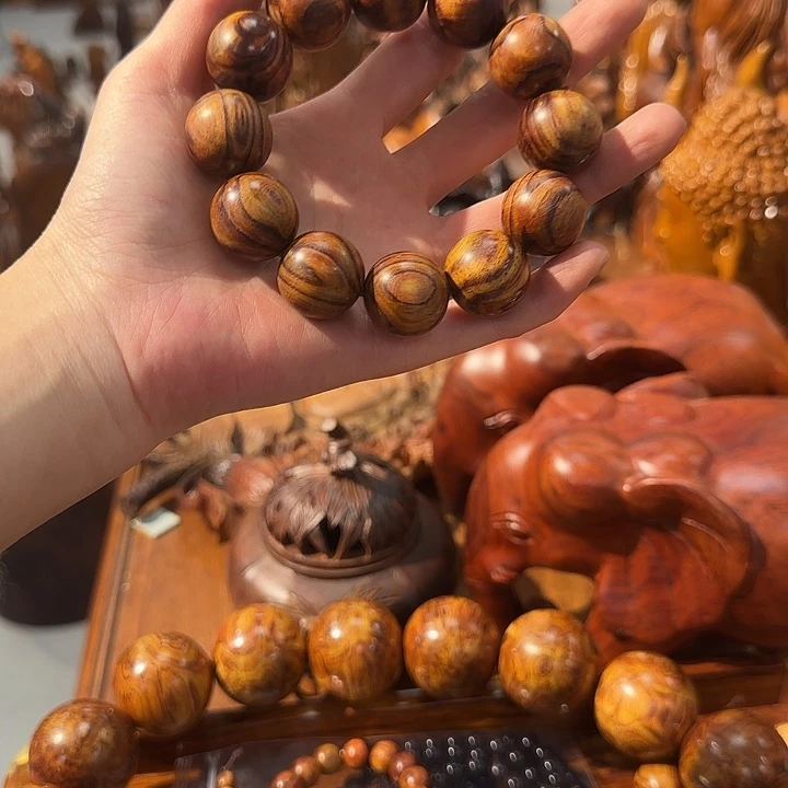 蔡***峻琉璃手工艺品恭喜发财大吉大利