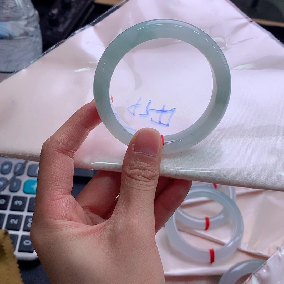 未镶嵌手镯翡翠翡翠