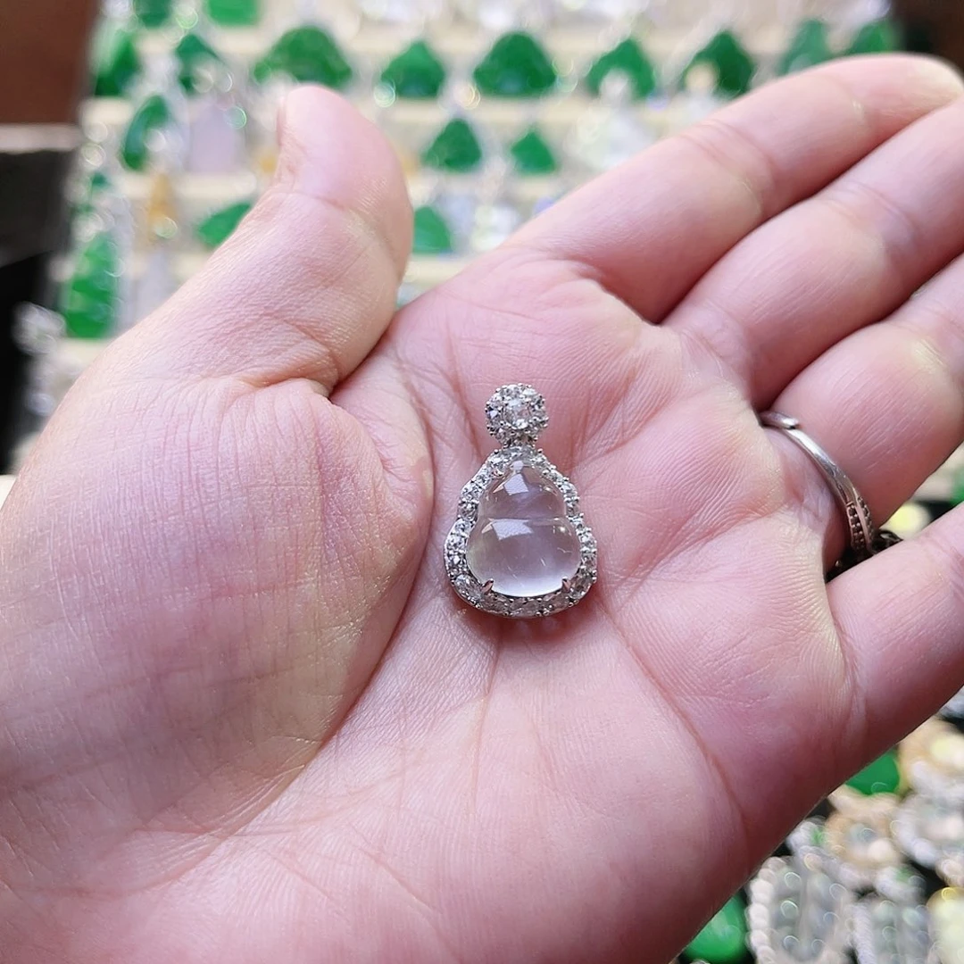 石英质玉银S925镶嵌颈饰葫芦