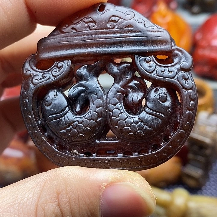 未镶嵌蛇纹石玉颈饰