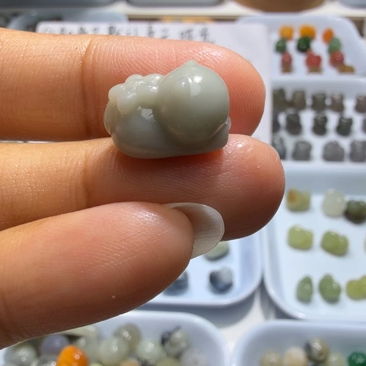 未镶嵌和田玉珠宝半成品