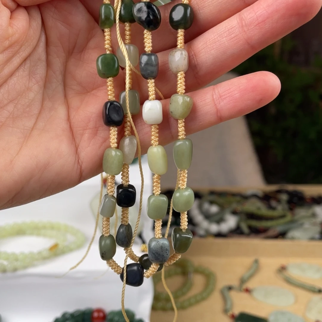 和田玉（糖玉）未镶嵌颈饰