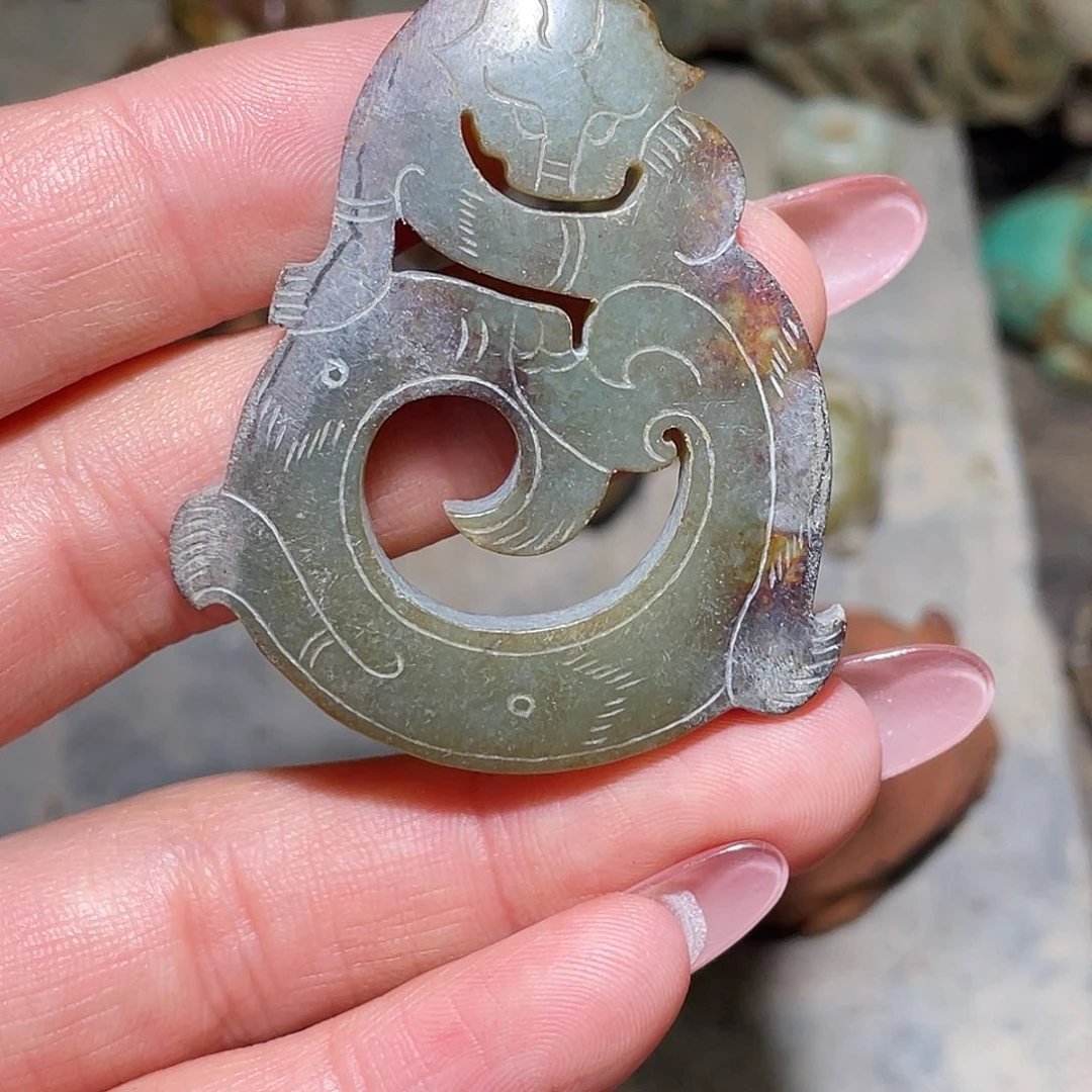 8***6和田玉（糖玉）未镶嵌挂件精美的玉玉玉