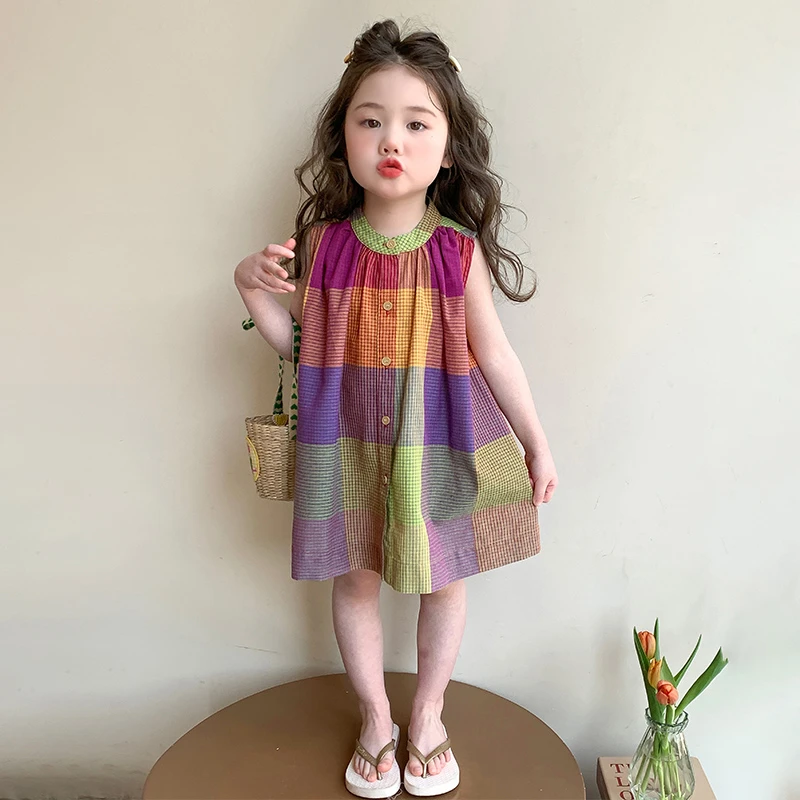 女童连衣裙2025新款儿童夏款无袖格子裙可爱小熊印花纽扣显瘦裙子