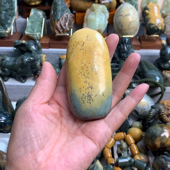 岫岩河磨玉（透闪石质玉）手把件未镶嵌覃*天