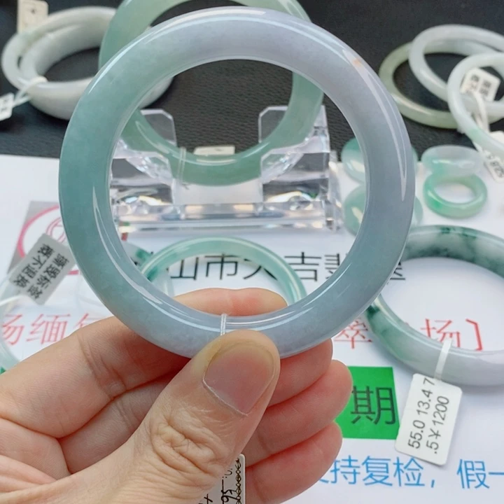 翡翠未镶嵌手镯圆条手镯55-56圈口