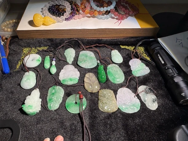 和田玉交雕刻件价格便宜物体美丽锦绣