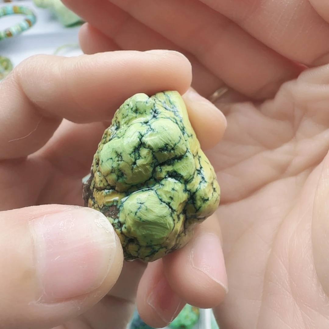 绿松石未镶嵌颈饰菜籽黄水草纹随行