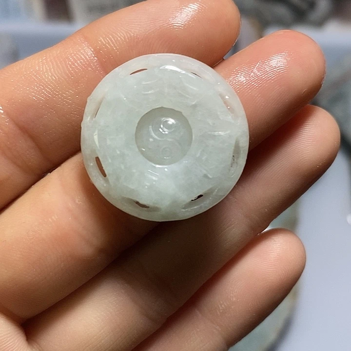 翡翠裸石翡翠太极八卦