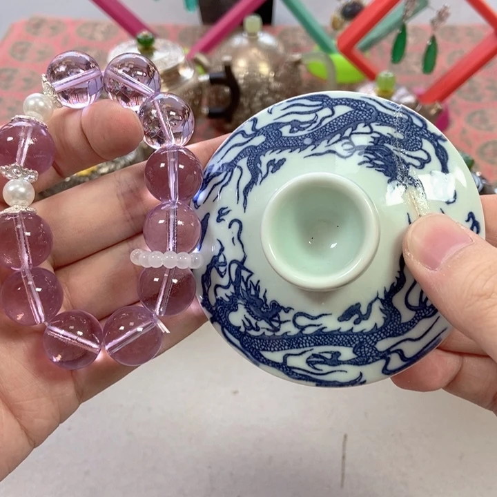 瓷片哈哈哈哈哈哈哈哈哈哈哈哈就