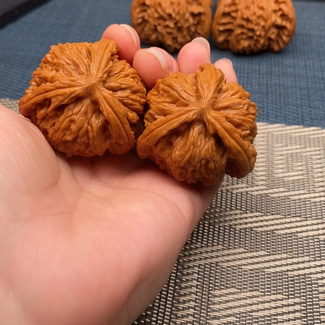 §***§吊坠文玩核桃三棱