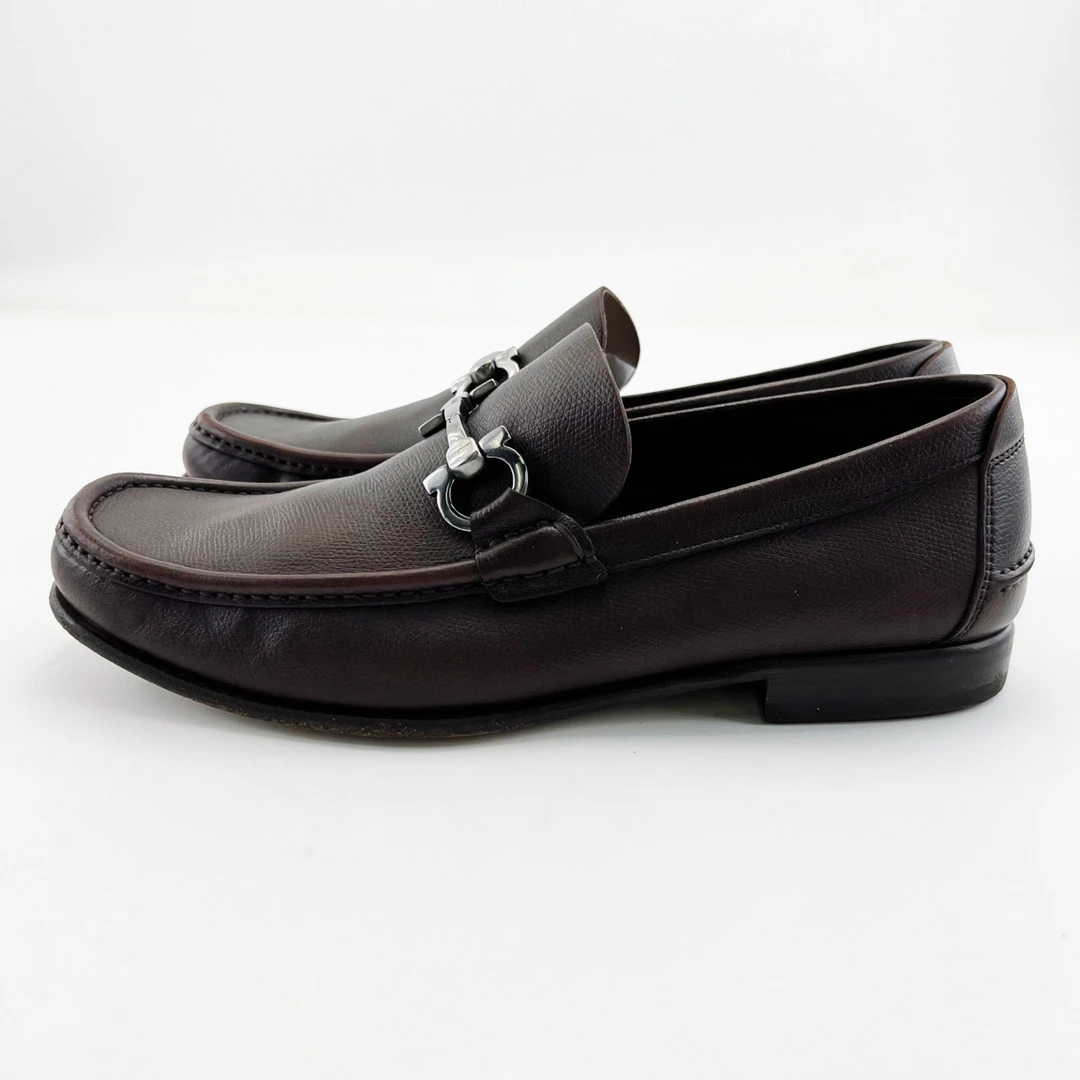 95新 FERRAGAMO/菲拉格慕 41.5码/黑红色小牛皮乐福鞋/16184697