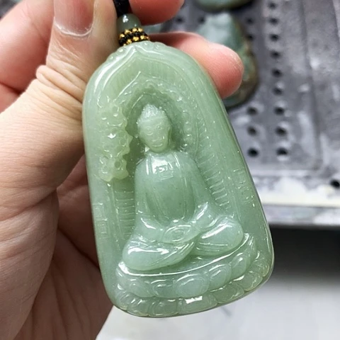 颈饰未镶嵌翡翠缅甸翡翠大日如来