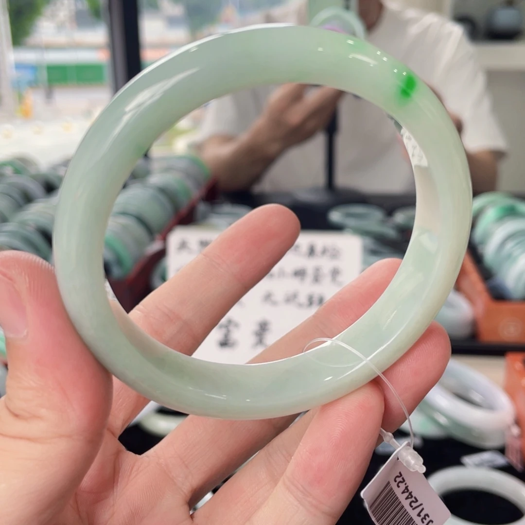 未镶嵌手镯翡翠61.4