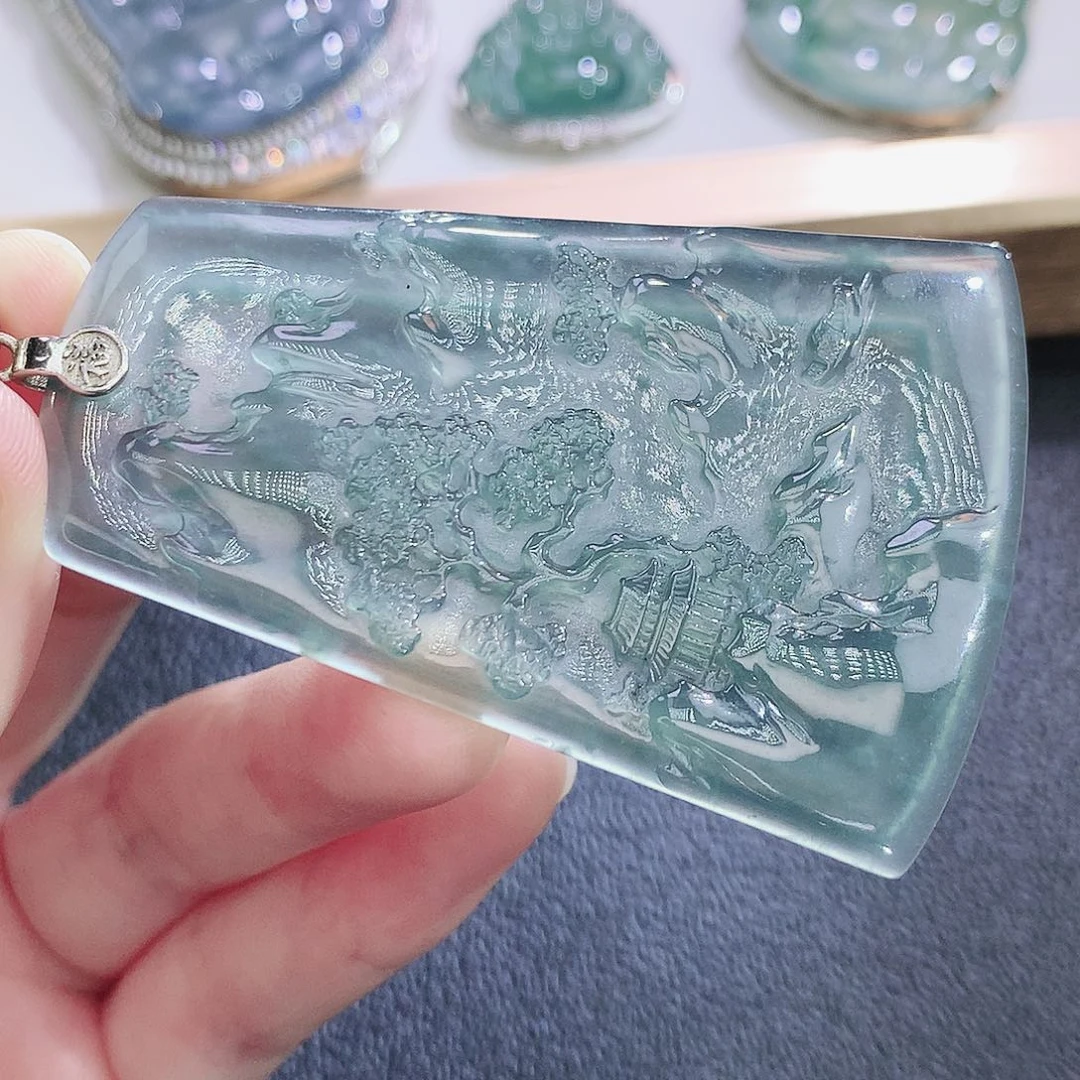翡翠未镶嵌挂件翡翠