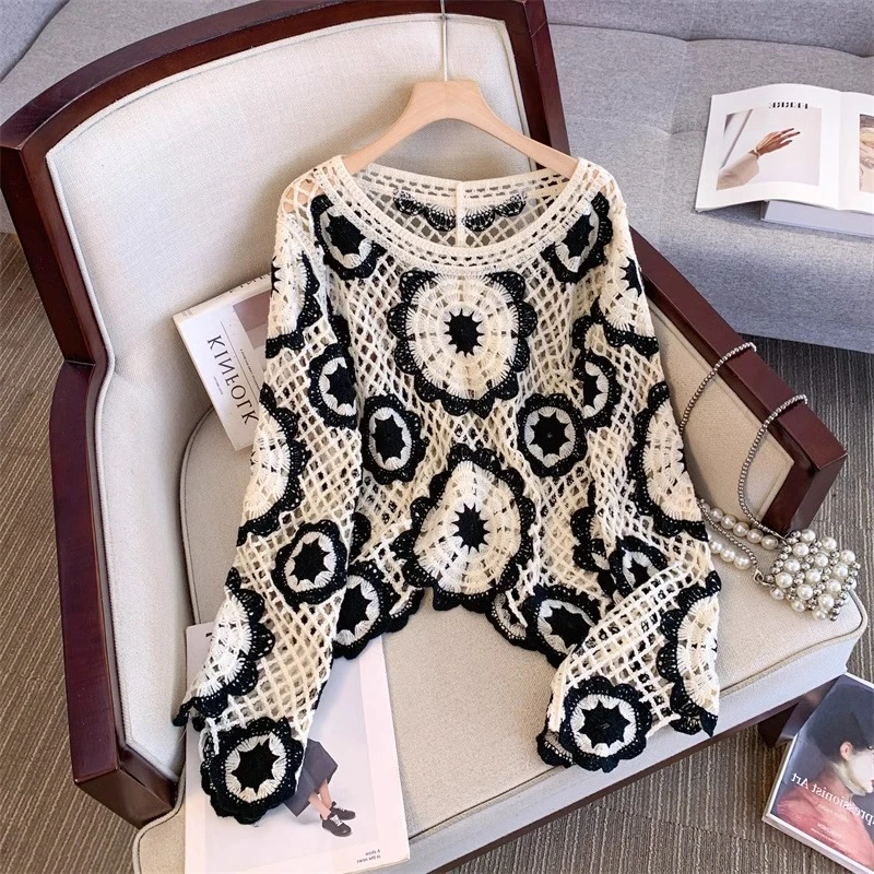 2025年夏季法式钩花镂空针织衫女春夏外搭罩衫流苏上衣长袖时尚
