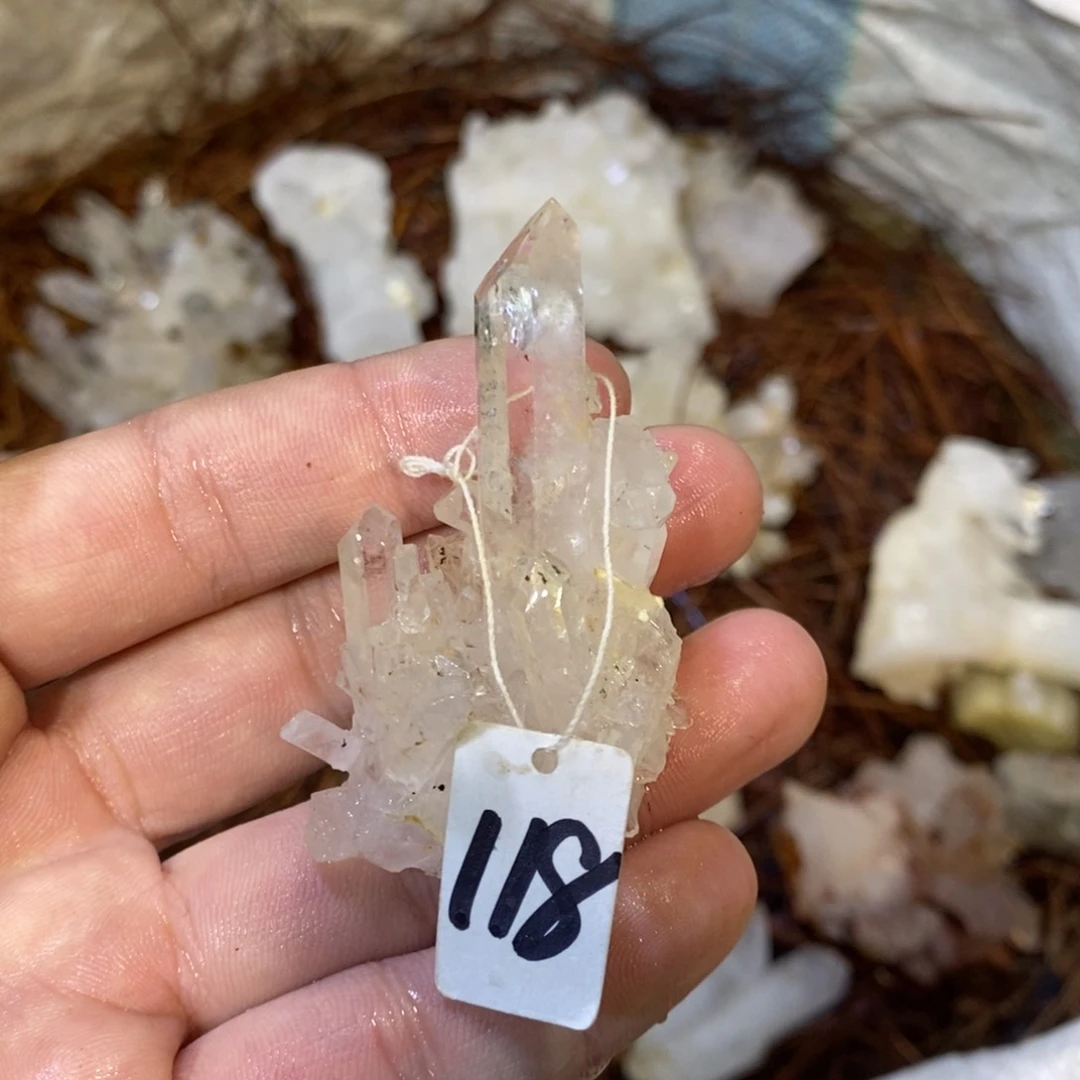 水晶原石摆件未镶嵌水晶