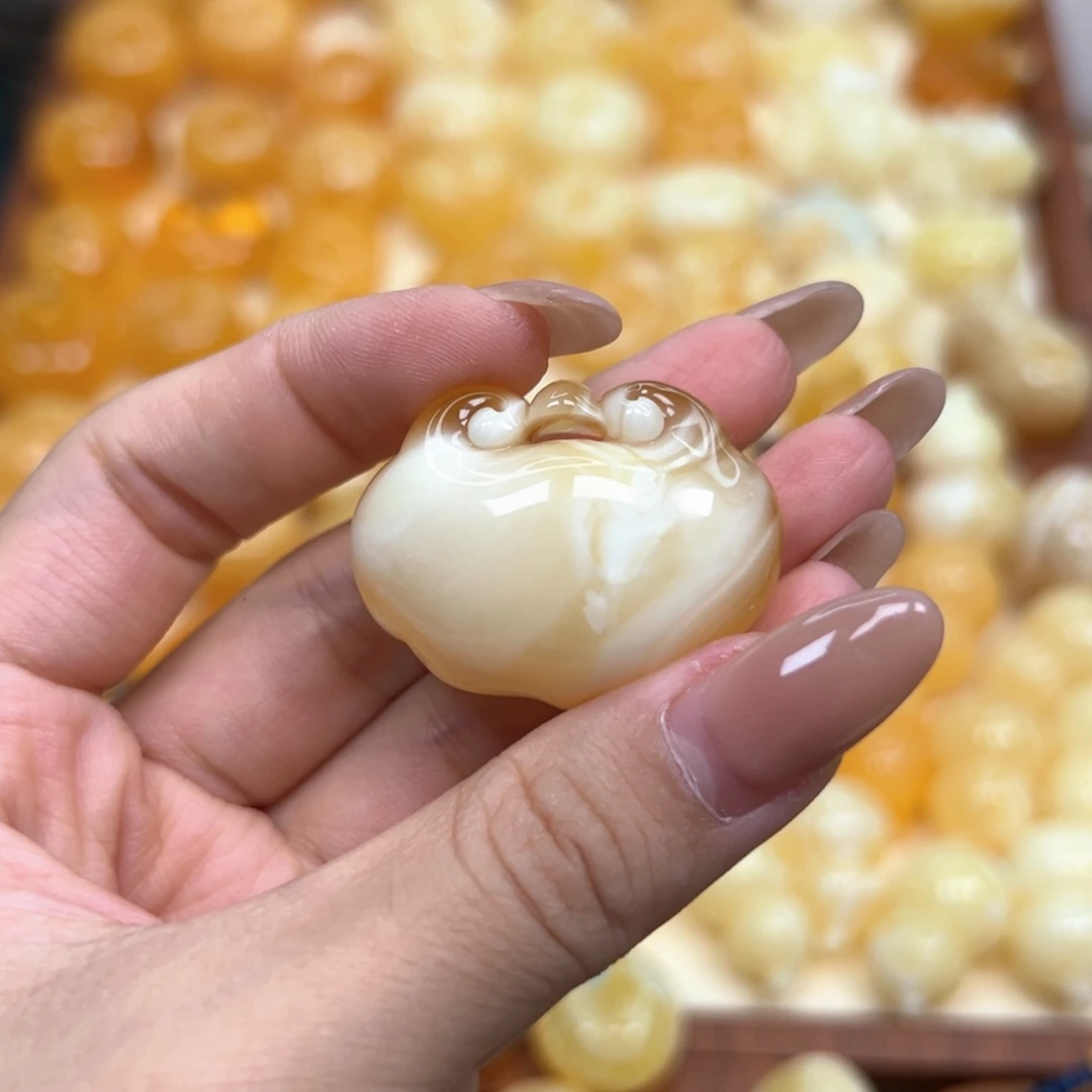 A***安琥珀颈饰未镶嵌蜜蜡