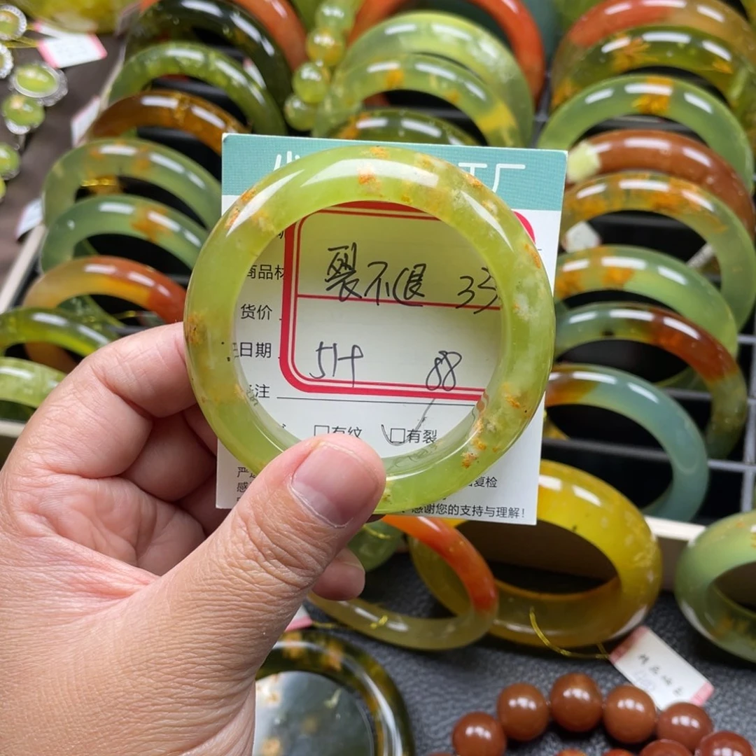 未镶嵌蛇纹石玉手镯有裂手镯特价不退不换