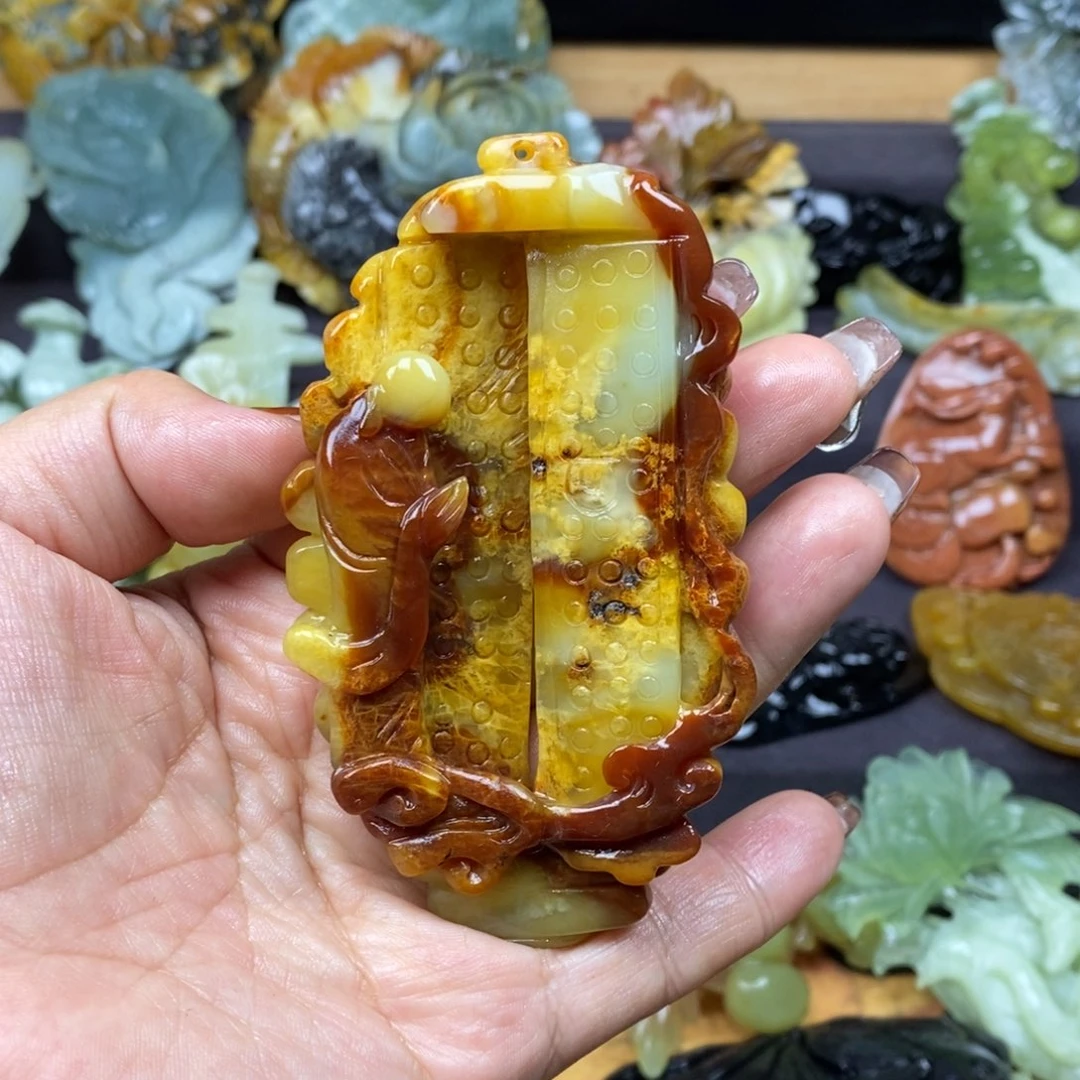 蛇纹石玉颈饰未镶嵌番**.