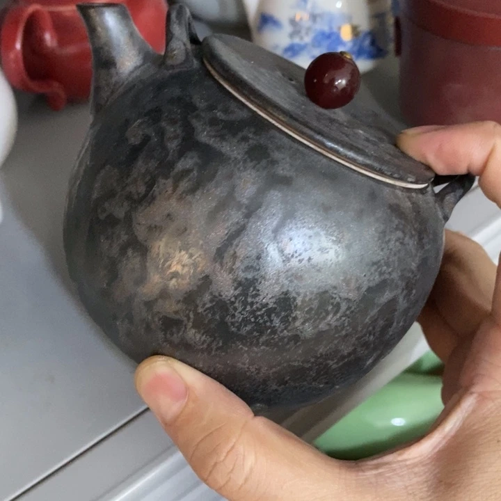 陶瓷艺术品及陶瓷壶壶