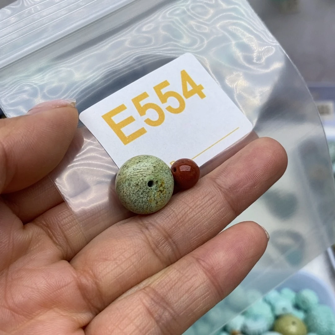 未镶嵌南红玛瑙珠宝奇石