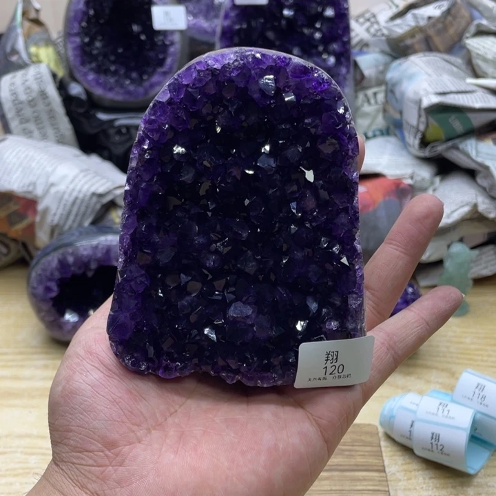 未镶嵌大型摆件（非配饰）紫晶