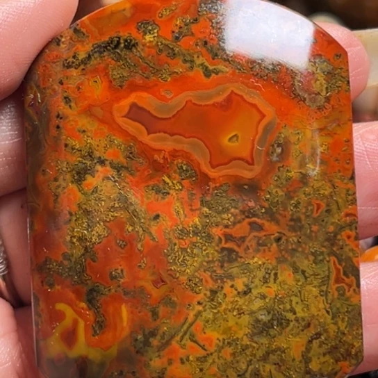 玛瑙/玉髓未镶嵌吊坠