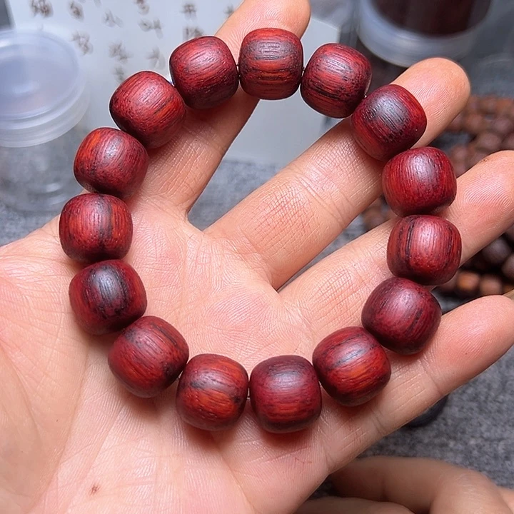 藤类降真香1.6老型红油红降精品超级一档超红的