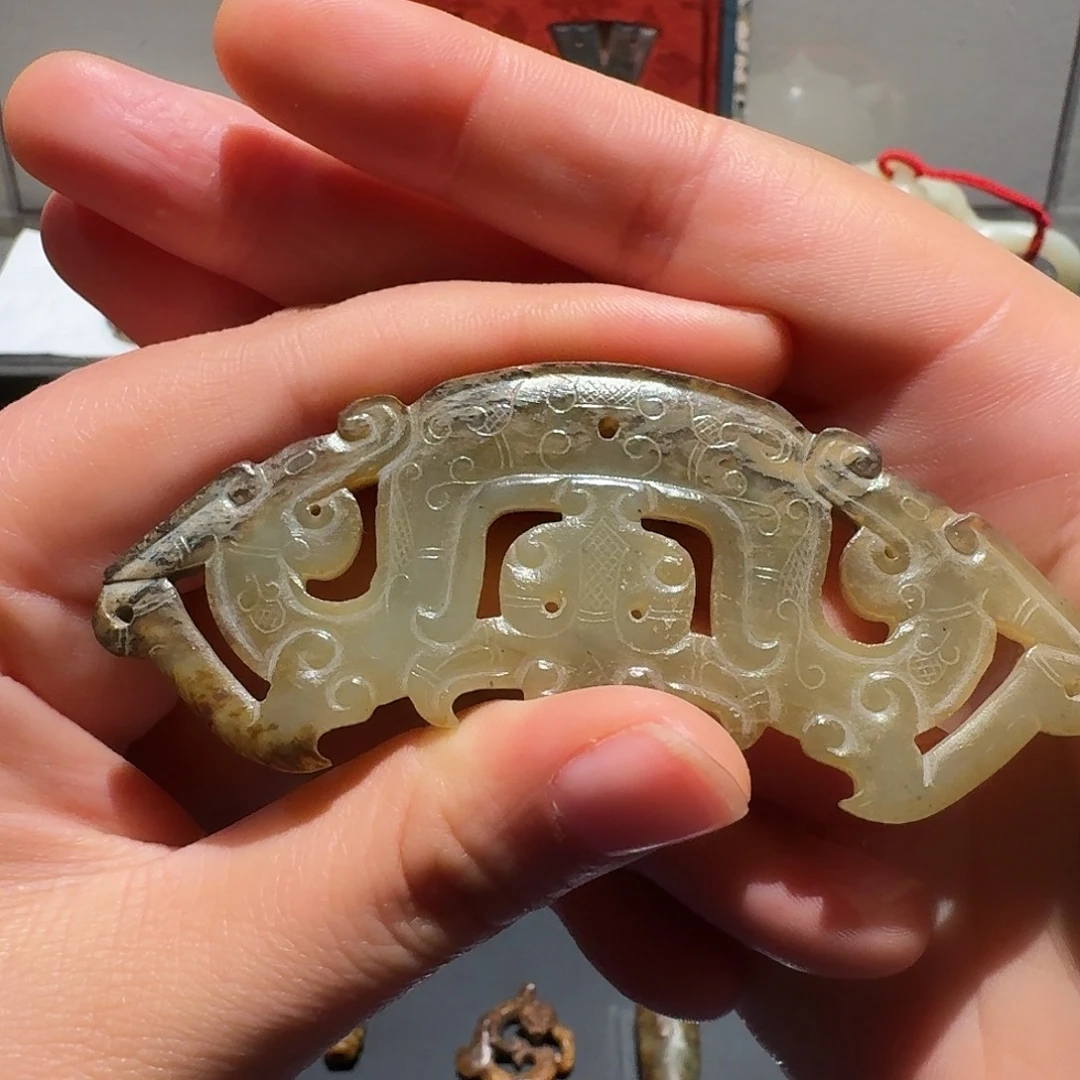 玉***帥和田玉未镶嵌挂件