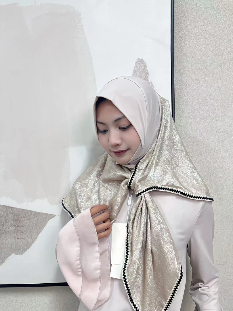 Mary.sr 海外版小香高亮轻奢头套