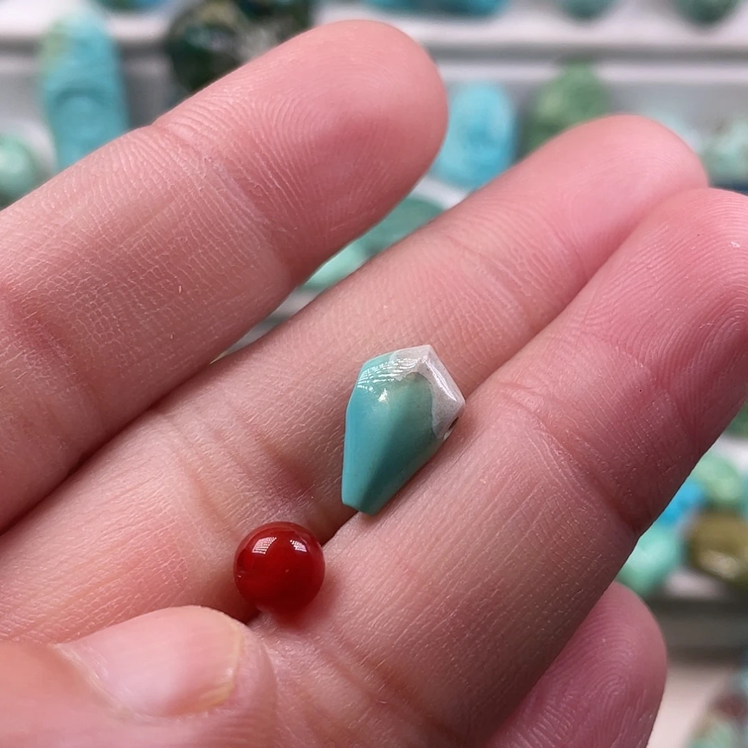 南红玛瑙未镶嵌颈饰