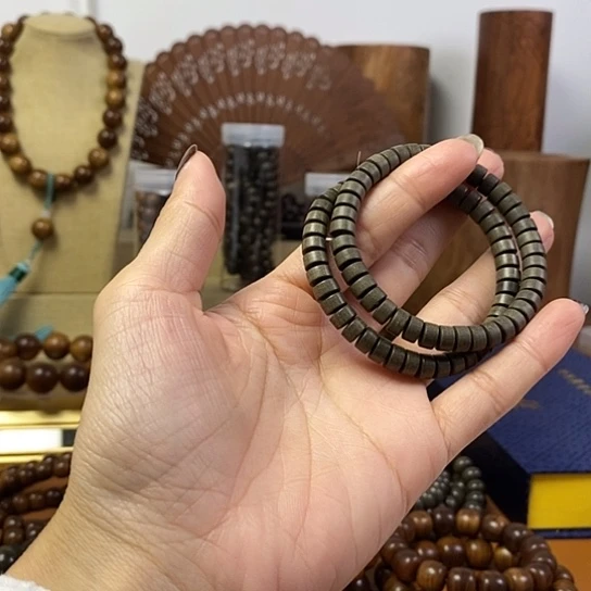 老山檀香阴沉药片珠手串