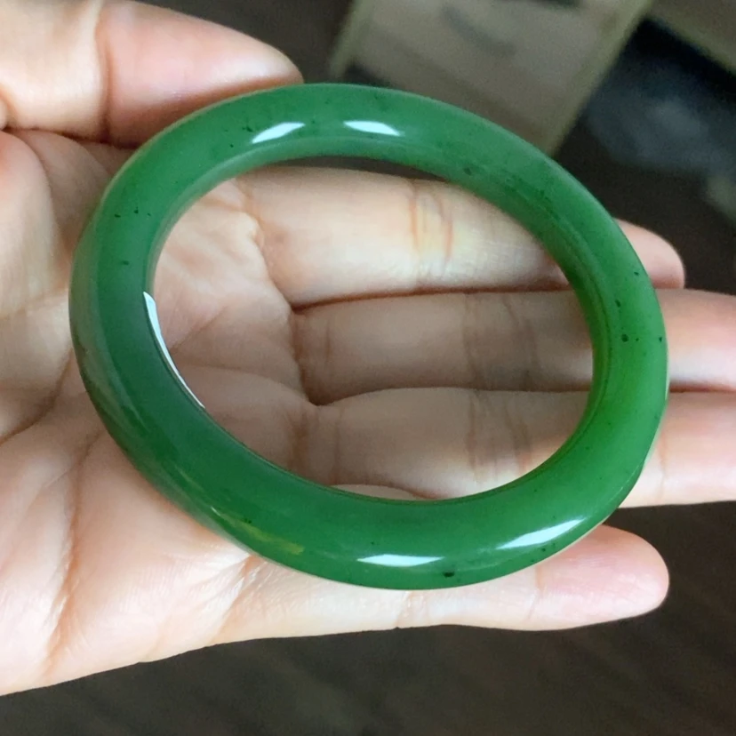 【闪购商品】未镶嵌手镯和田玉（碧玉）