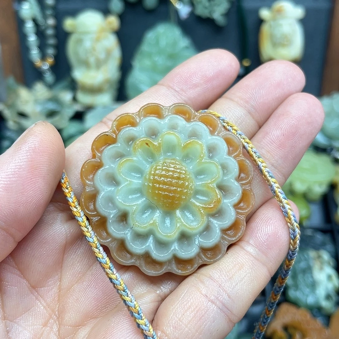 未镶嵌蛇纹石玉颈饰