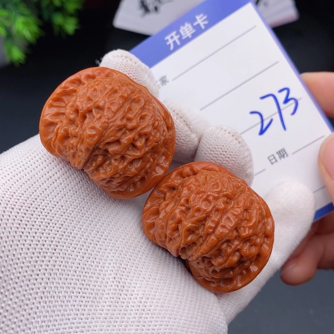 文玩核桃把件37血麒麟273