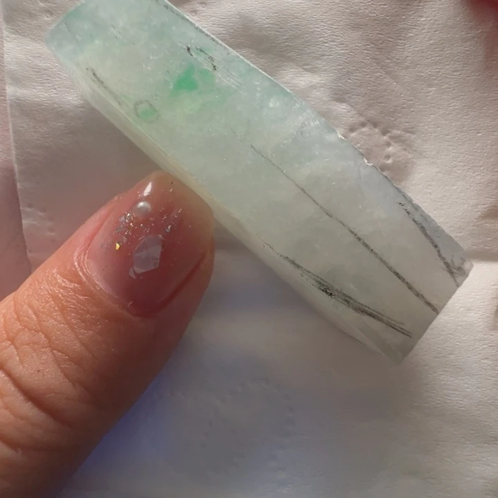 定制翡翠未镶嵌包抛光