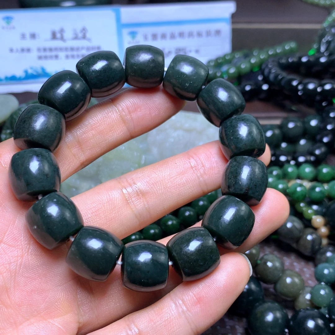 颈饰未镶嵌和田玉16
